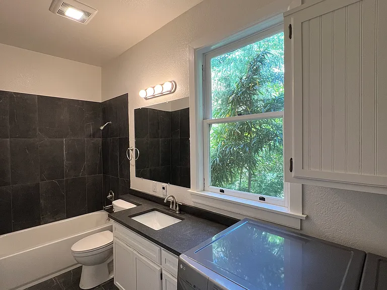 710 24th Ave S #2 — Photo 15