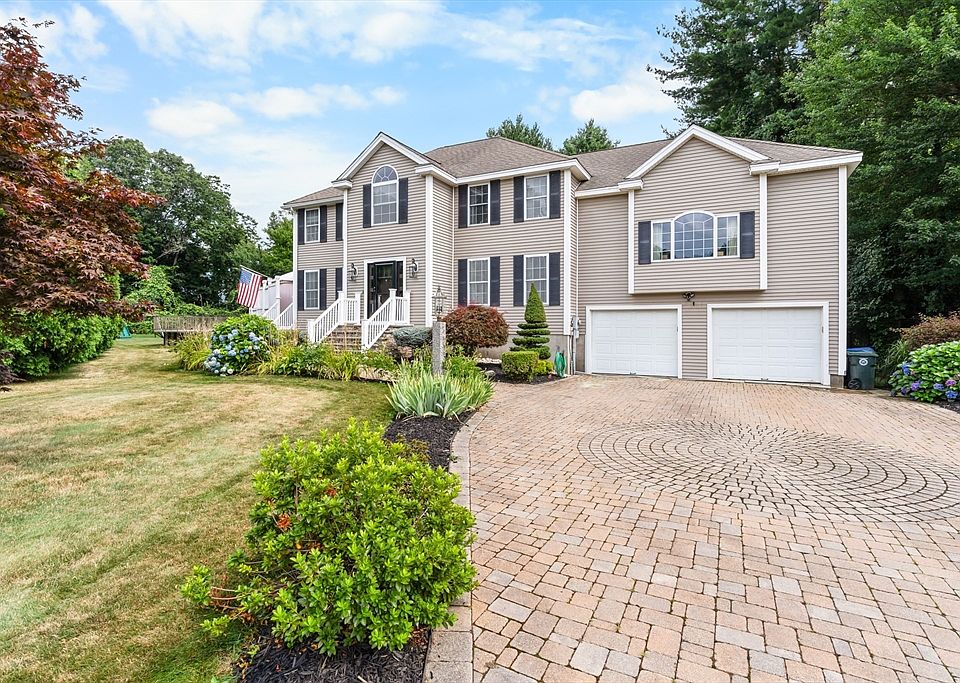 1st image of 5 Leblanc Dr