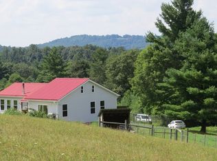 1563 Misty Trl, Fancy Gap, VA 24328
