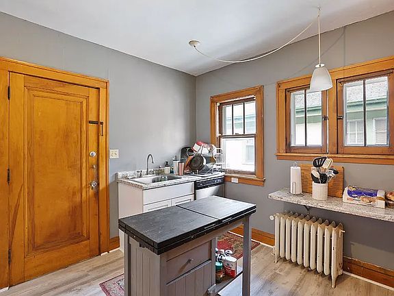 3rd image of 3509 Girard Ave S #2