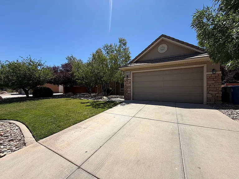 519 W Harvest Ln — Photo 27