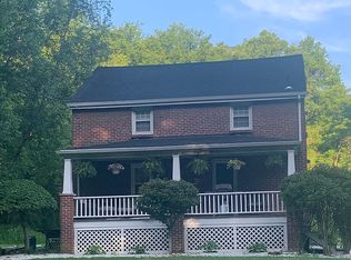 1219 Dutch Ln, Hermitage, PA 16148