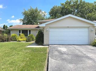 17549 Cypress Ave, Country Club Hills, IL 60478