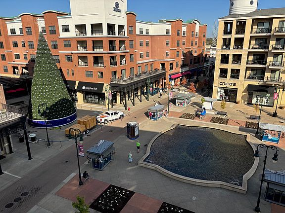 2nd image of 10412 Branson Landing Blvd
