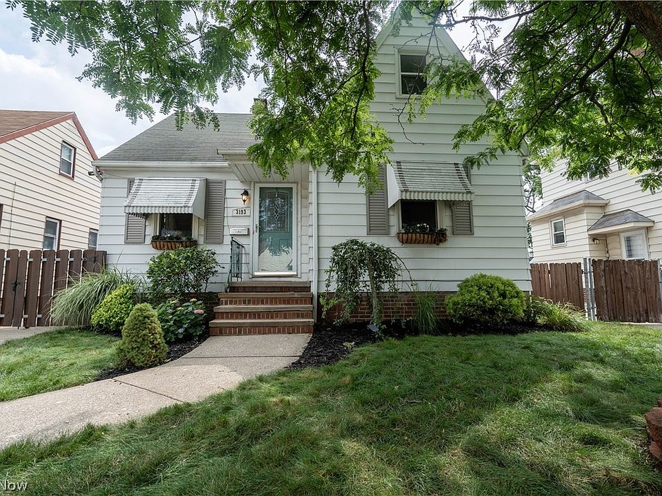 1st image of 3193 W 139th St