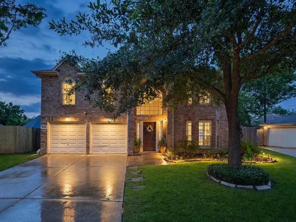 11906 Helene Ct, Pinehurst, TX 77362