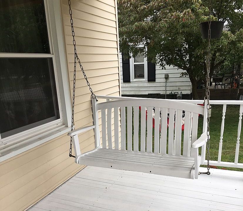 1st image of 215 S 5th St