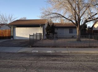 2215 W Avenue K15, Lancaster, CA