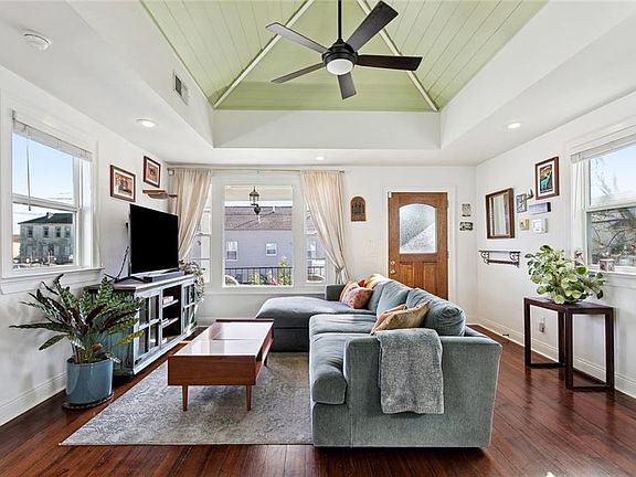 3rd image of 4119 Clara St