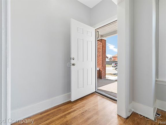 2nd image of 4003 Pingree St