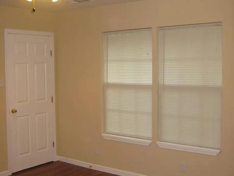 8006 Burley Bnd — Photo 14