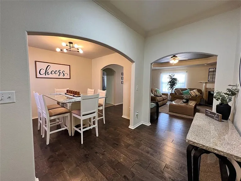 4305 SW Limestone Ave — Photo 8