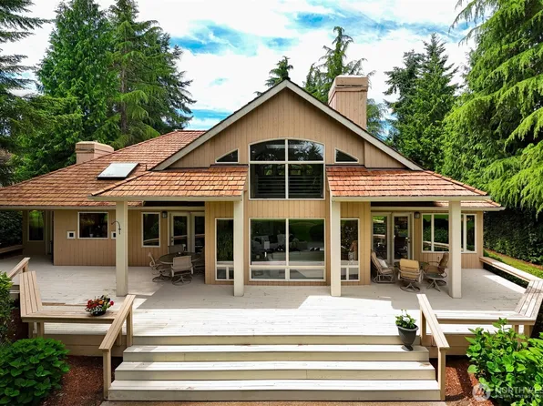 8834 Goldeneye Lane, Blaine, WA 98230