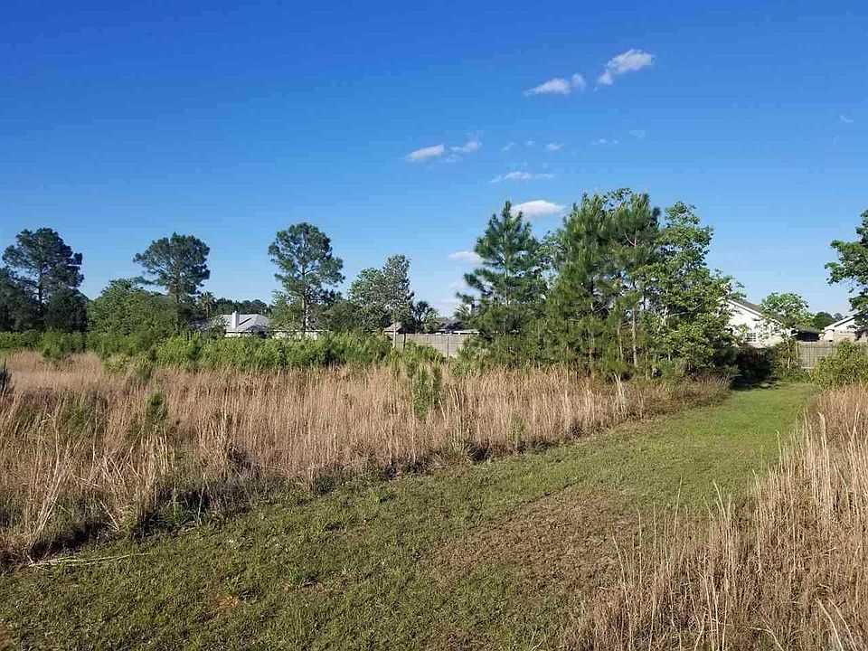 2nd image of 122 Kathryn Dr