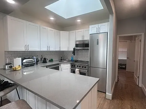 304 Bleecker St APT 4, New York, NY 10014