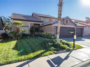 2424 Goldenmoon St, Las Vegas, NV 89108