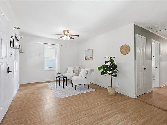 4th image of 1436 S 39th St