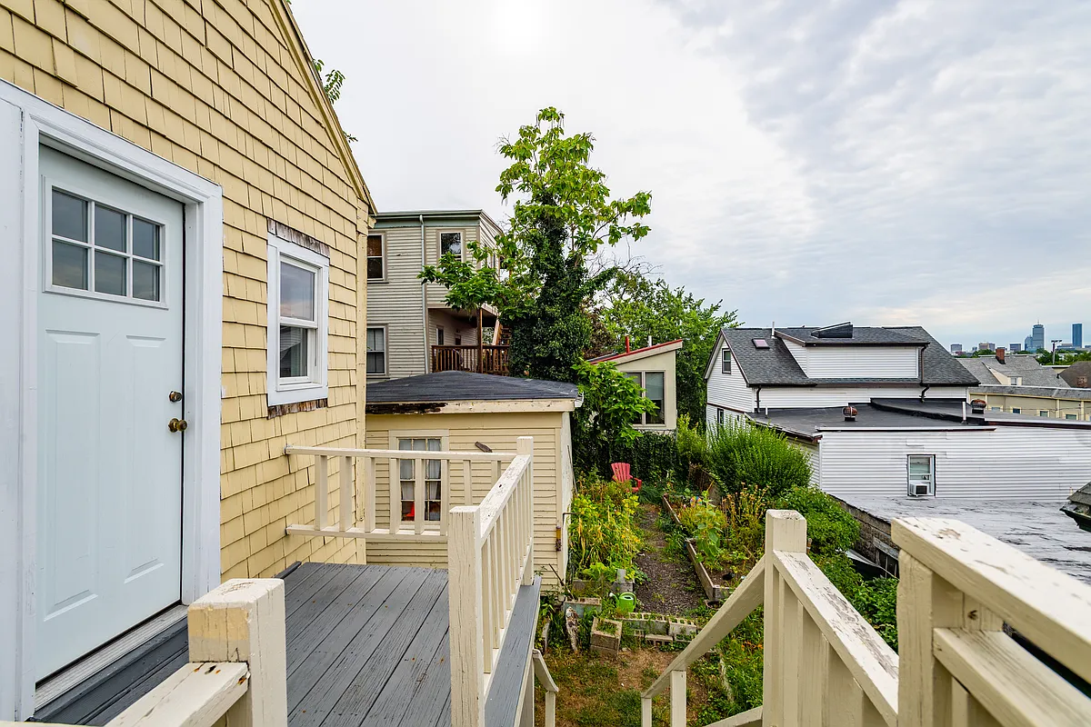 Building Photo - 58 Atherton St #1