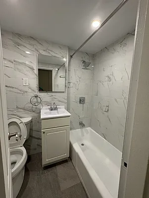 Rented by Current Real Estate Advisors | media 4