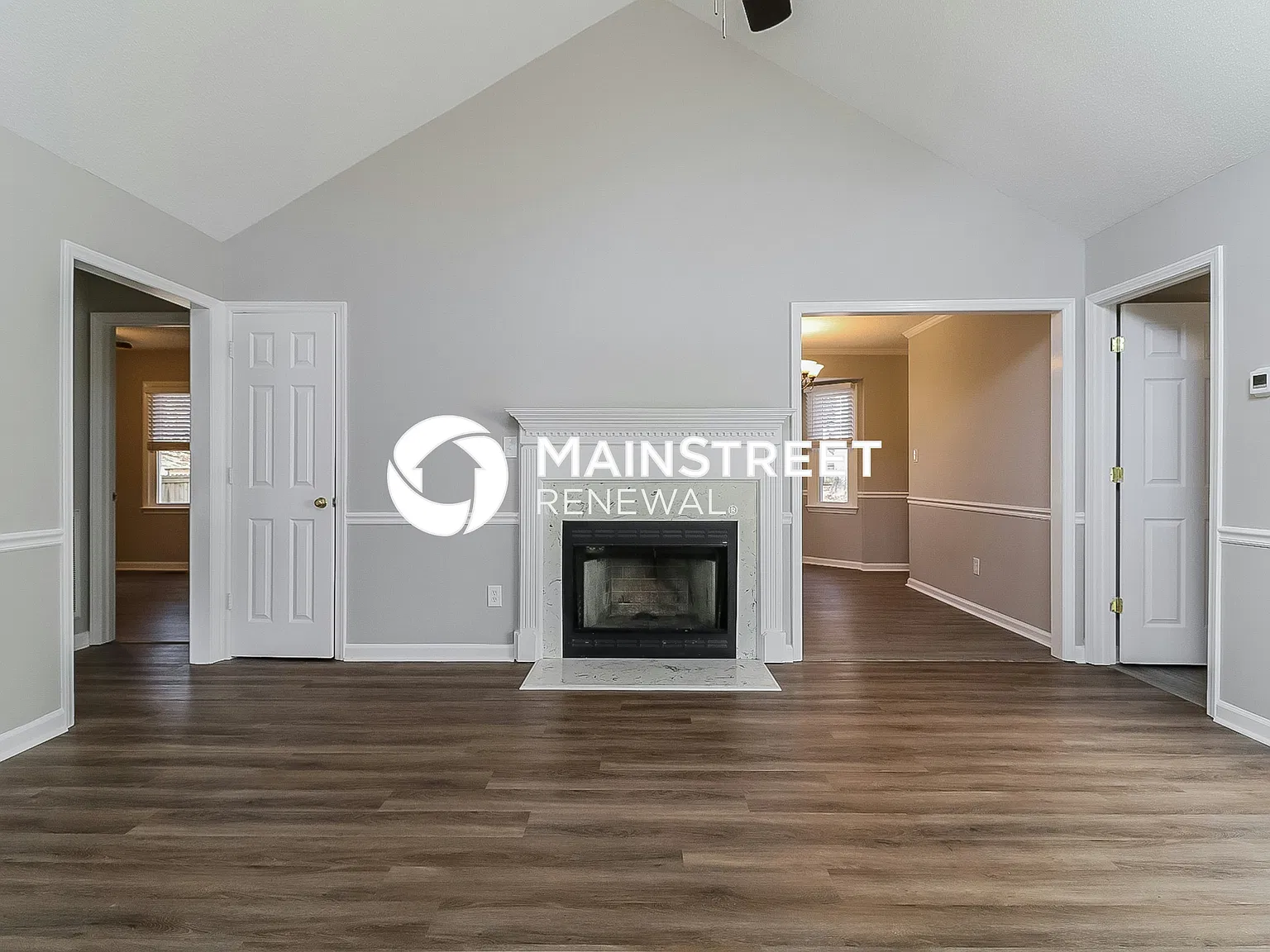2909 Brittany Dr — Photo 4
