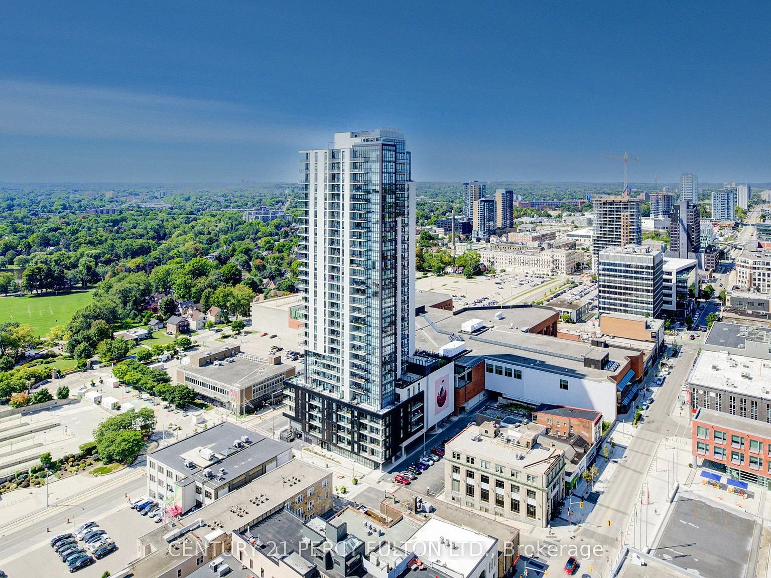 2 bed, $2,900 — Photo 1