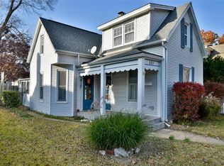 127 N 4th St, Saint Charles, MO 63301