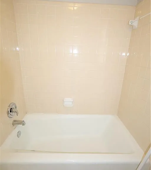 1359 Oakengate Dr — Photo 42