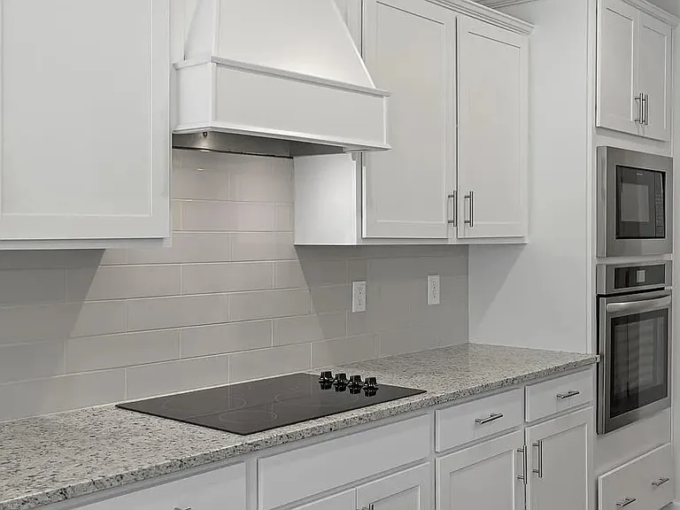 27 Fairwinds Dr — Photo 2