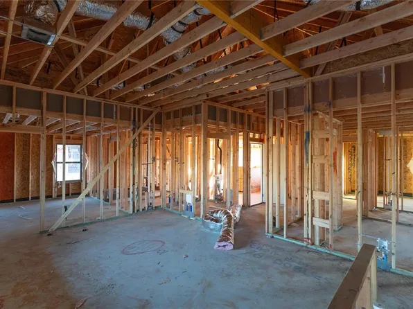 12313 SW 32nd St, Yukon, OK 73099