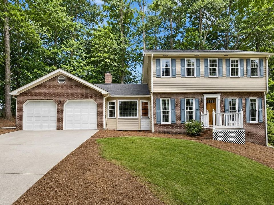 1st image of 5215 Fox Hill Dr