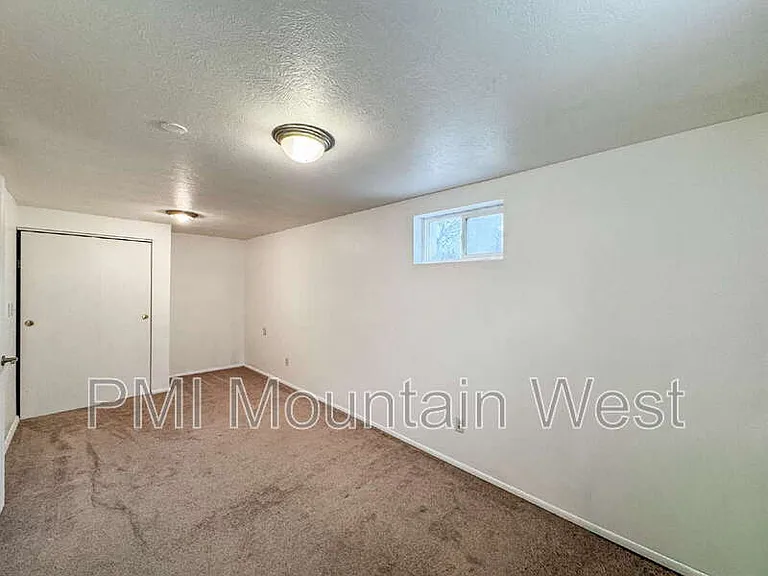 714 W 850 S — Photo 20