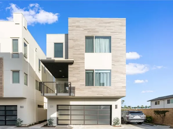 29 Ebb Tide Cir, Newport Beach, CA 92663