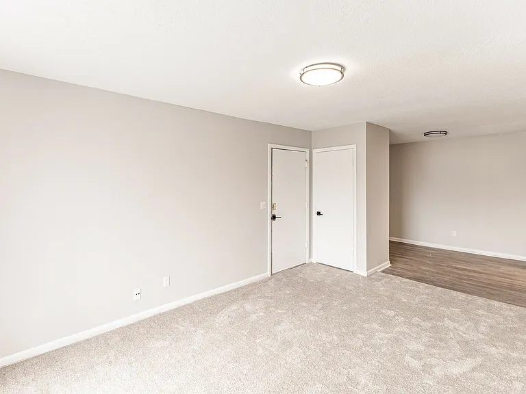 Beltline Villas Apartments — Photo 7