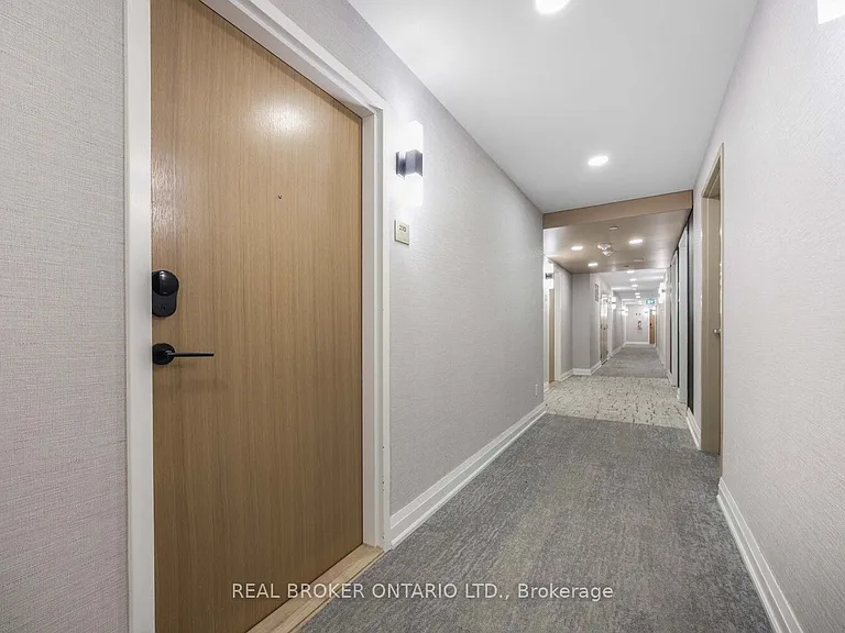 2369 Danforth Ave #210 — Photo 3
