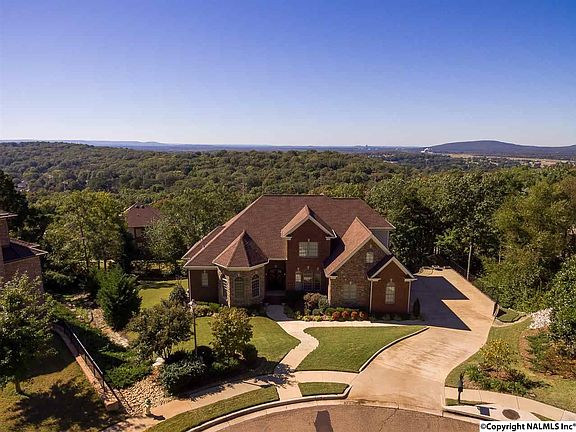 2nd image of 4510 Old Farm Cir SE