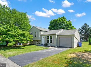 3 Cottage Ct, Mechanicsburg, PA