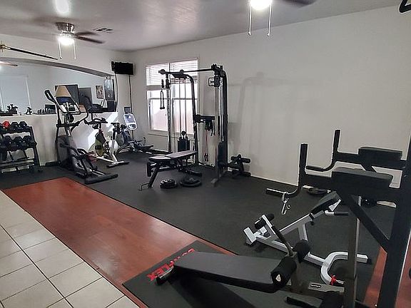 3rd image of 4032 W Saint Charles Ave
