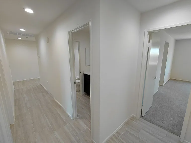 485 Palomino Ct — Photo 21
