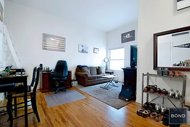 Rented by Bond New York