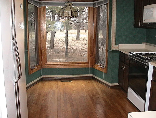 19W276 Palace Green Ln — Photo 8