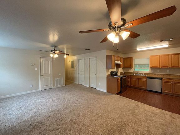 5th image of 1603 Massey St