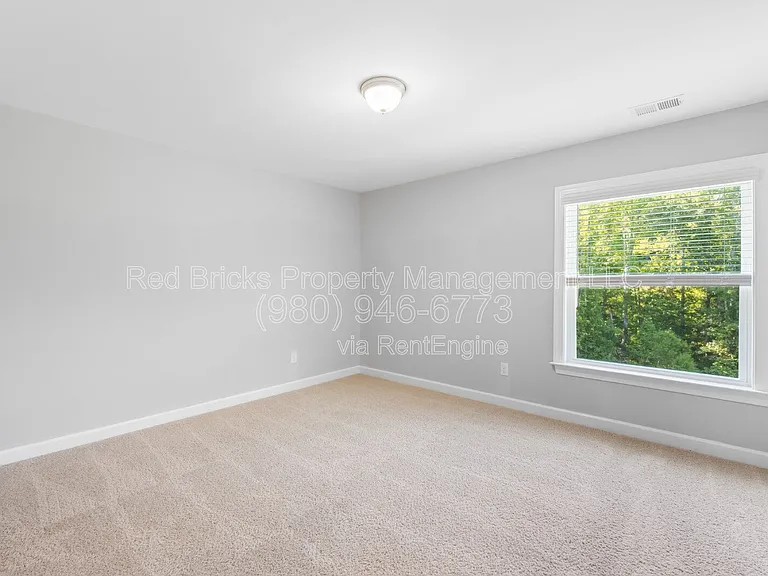 2783 Berkhamstead Cir — Photo 25