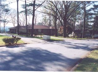 3363 Luxembourg Cir, Decatur, GA 30034