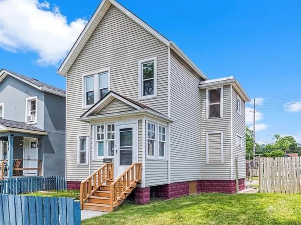 576 Janette Ave, Windsor, ON N9A 4Z5