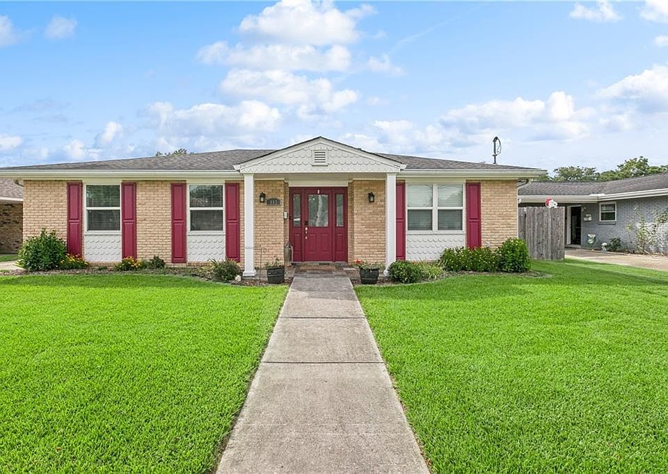 1st image of 112 Hibiscus Pl