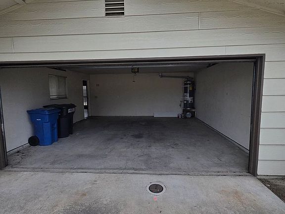 3rd image of 3180 N Walnut Rd APT 132