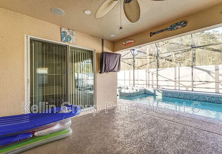 7233 Wakeview Dr — Photo 24