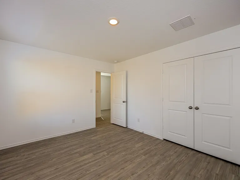 8044 Nube Medina — Photo 10
