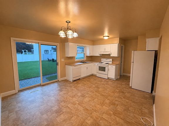 4th image of 29 Johnson Rd #A