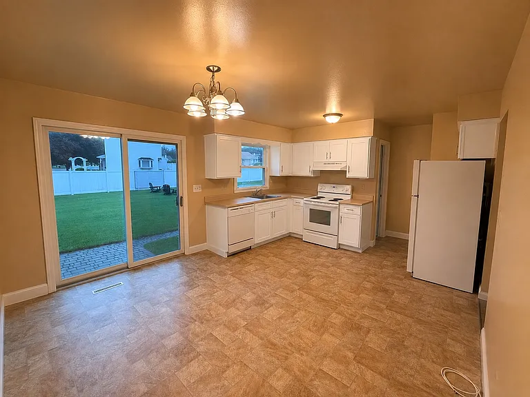 29 Johnson Rd #A — Photo 4